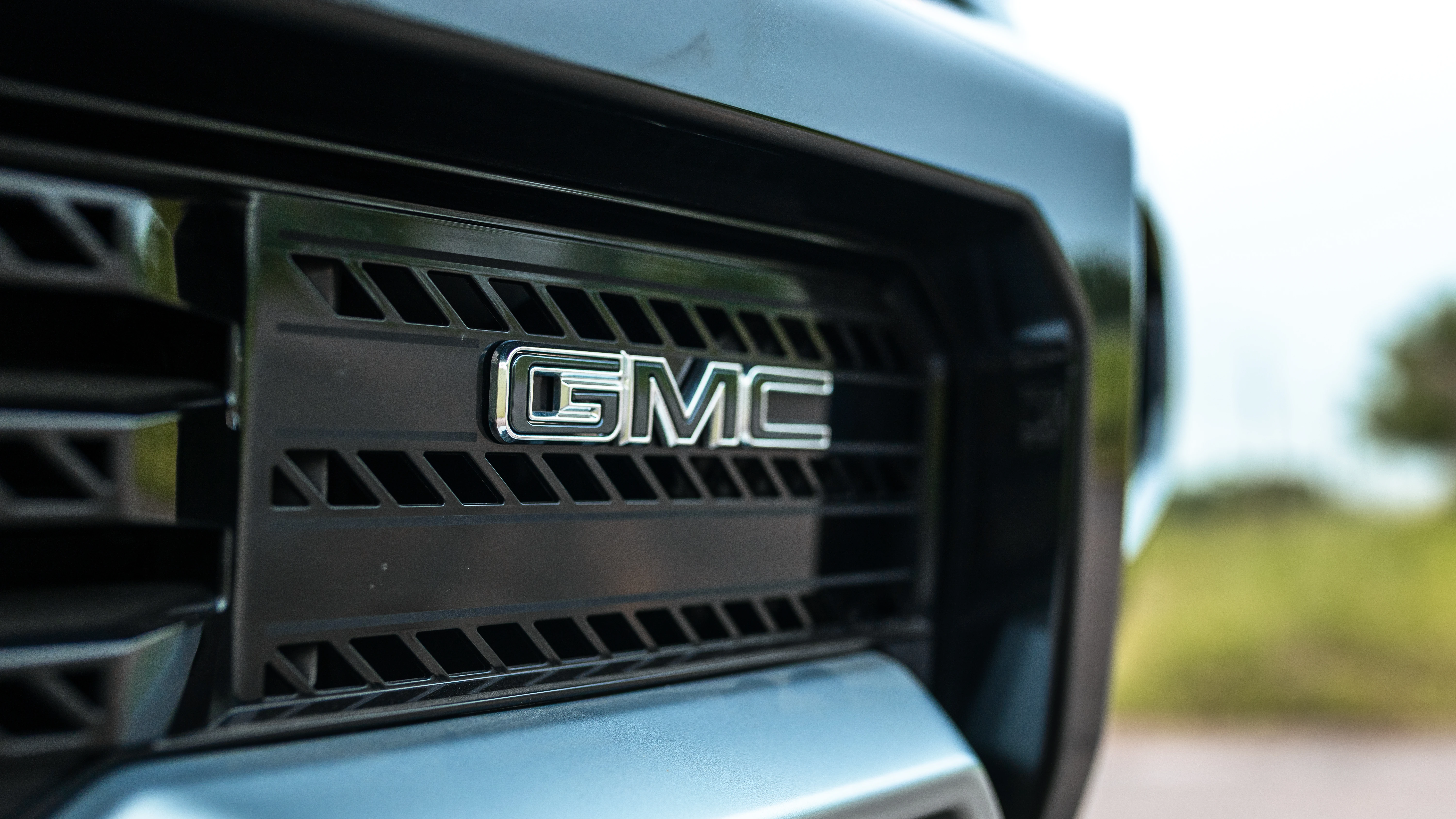 GMC badge on the black lower grille